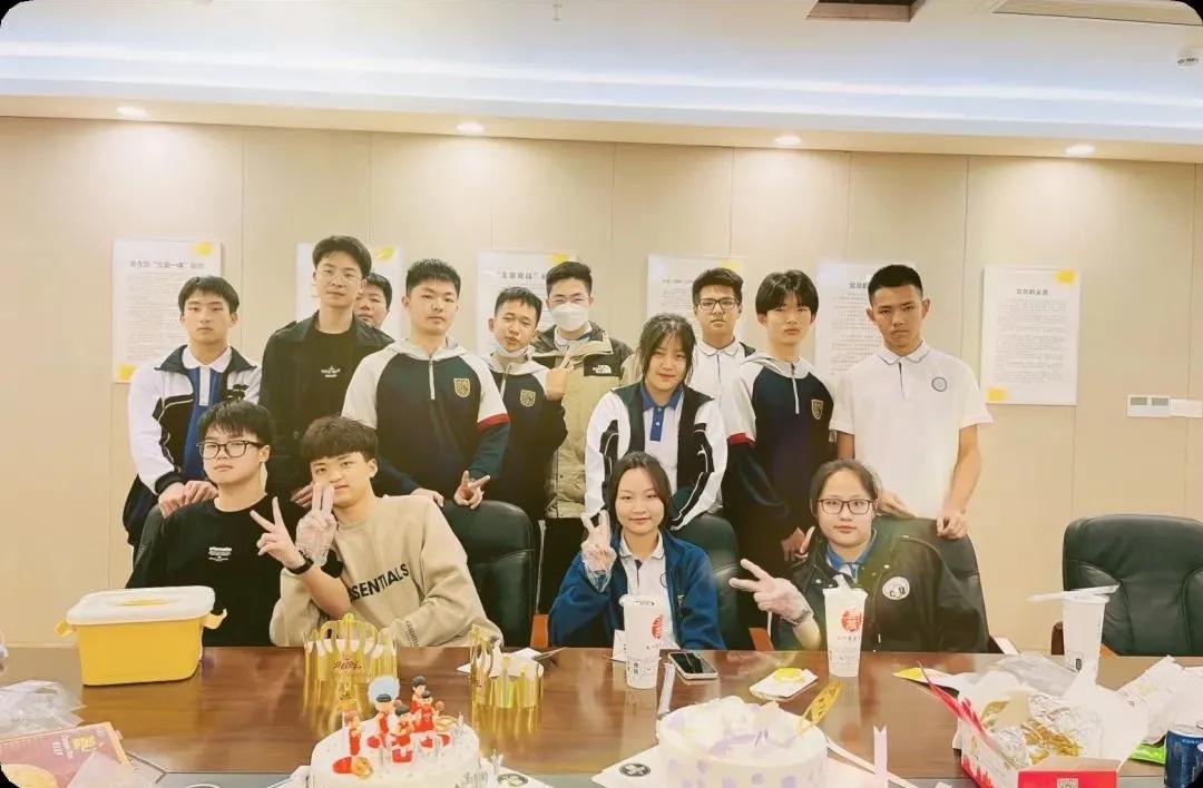 深圳中新中学校,深圳新中外国语学校