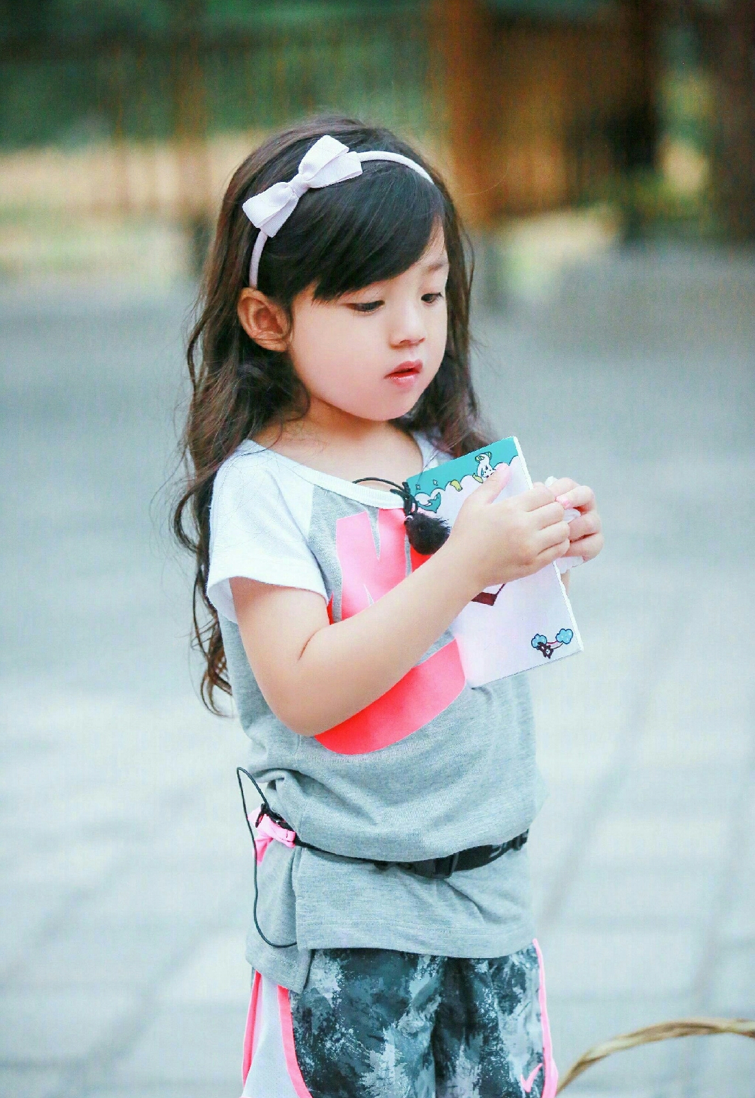 可爱呆萌的小泡芙,萌娃小泡芙