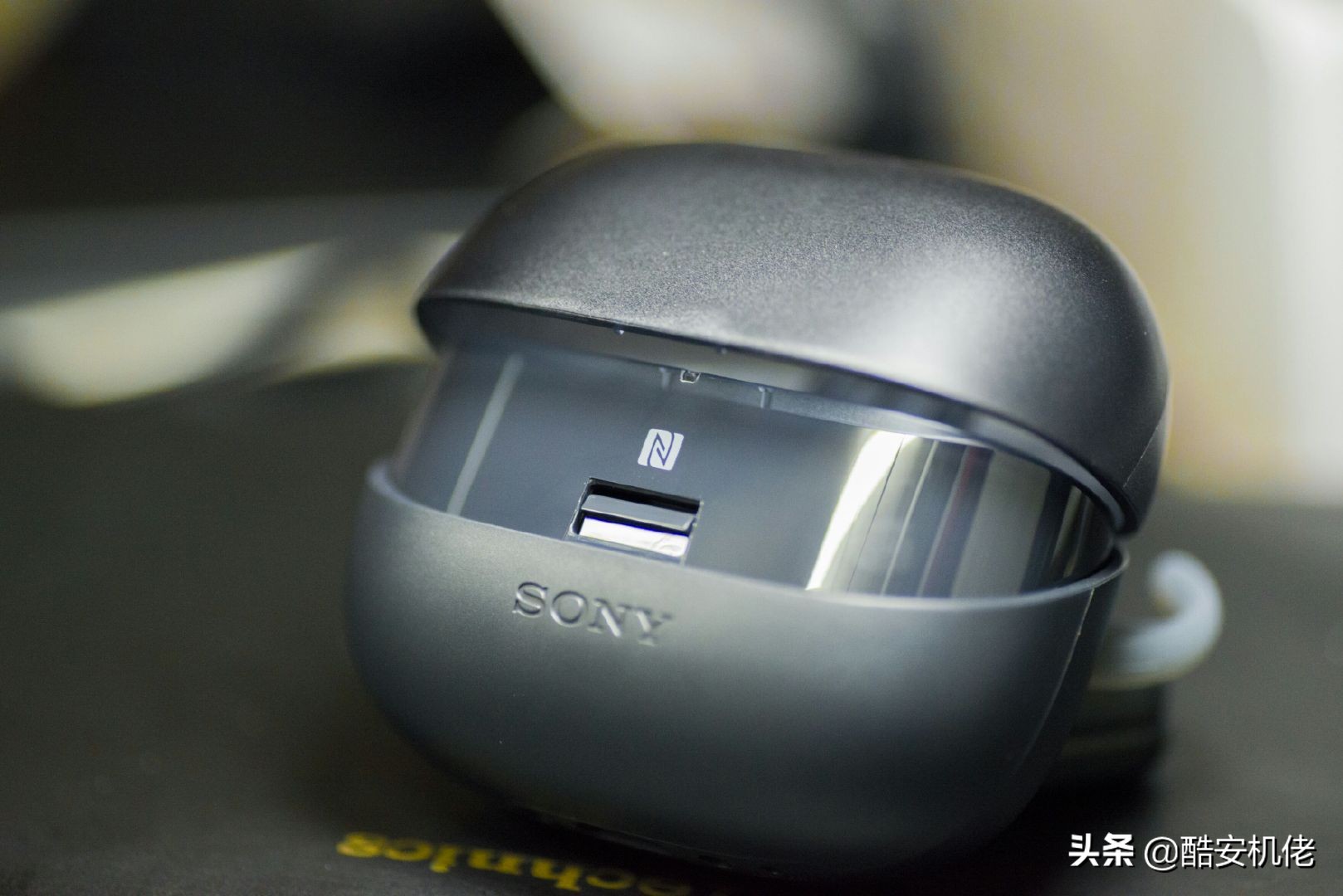 索尼降噪豆wf-1000xm4换电池,索尼wf1000xm4无线降噪耳机简评