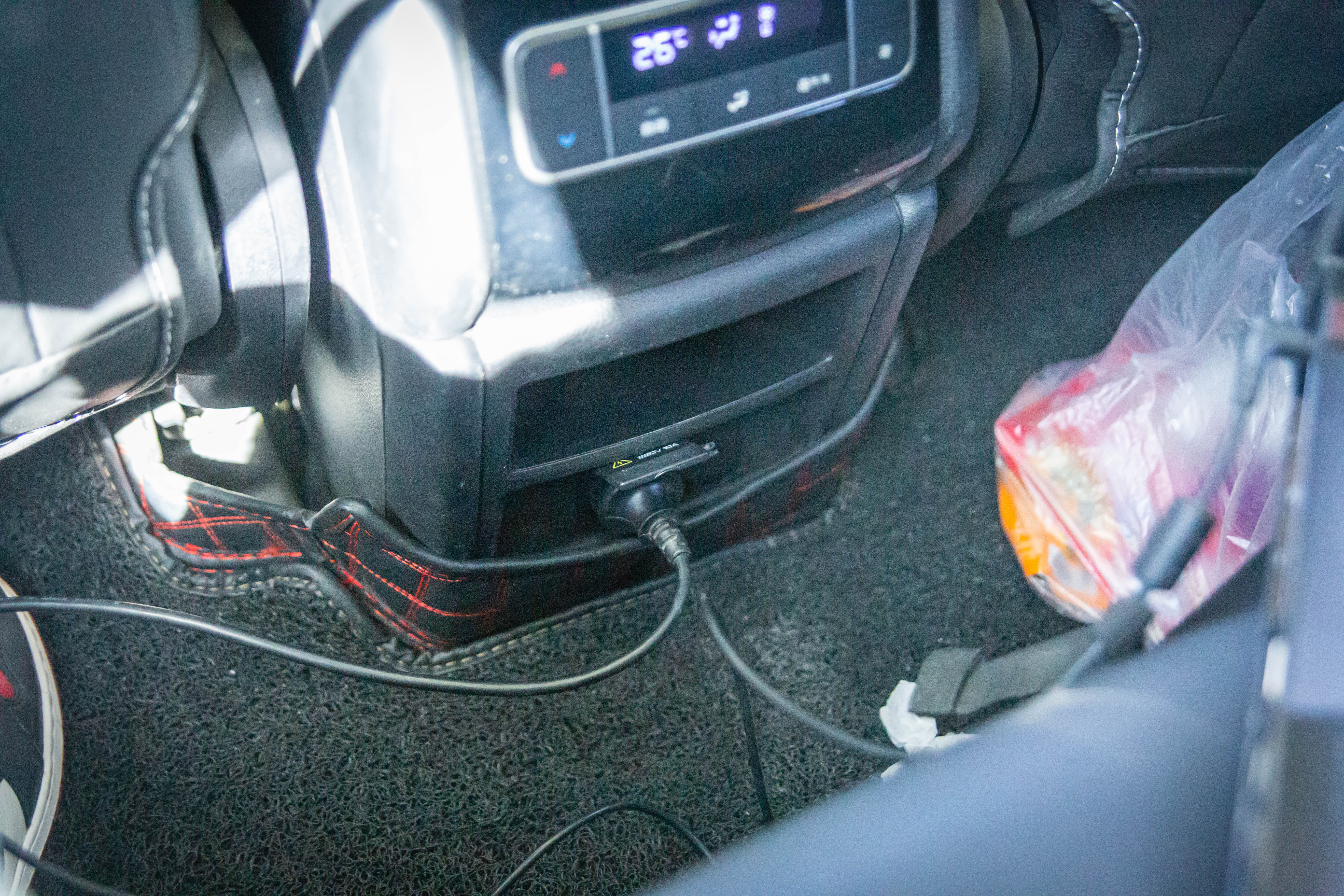 开比亚迪唐越野,比亚迪唐去无人区