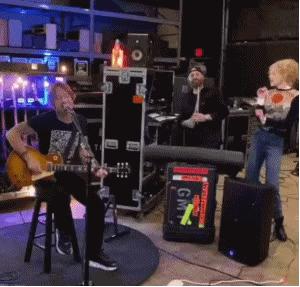 娆х編鏄庢槦鎶楀嚮鐤儏,鍚庤鐢峰闅旂┖閲嶈仛