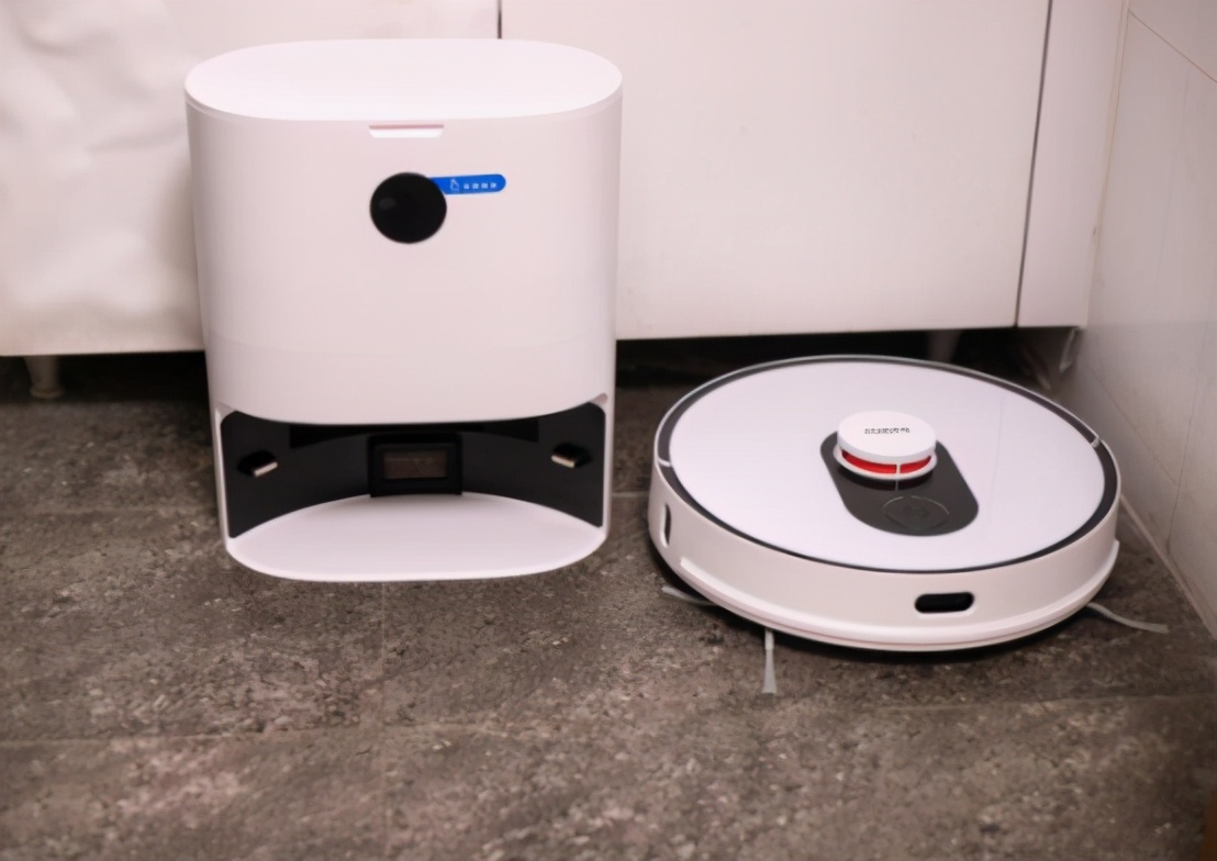 智能扫地机器人的清洁功能 (睿米扫地机器人eveplus怎么拖地)