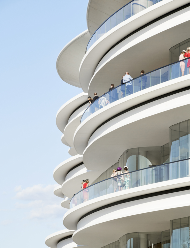 澳大利亚看台倒塌事件,澳大利亚球迷看台