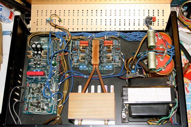 LUXKIT501可以切换AB类的功放后级，以前的设计也是费尽心机