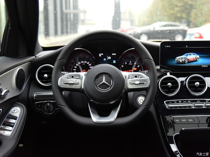 奔驰coupec260,奔驰c260前盖怎么打开