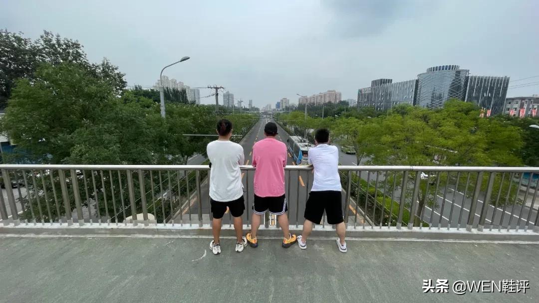 wen闉嬭瘎闃胯开杈炬柉,adidasbywselectwen闉嬭瘎