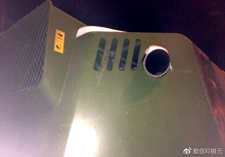 铰接式履带全地形车,中国最新款蟒式履带军用全地形车