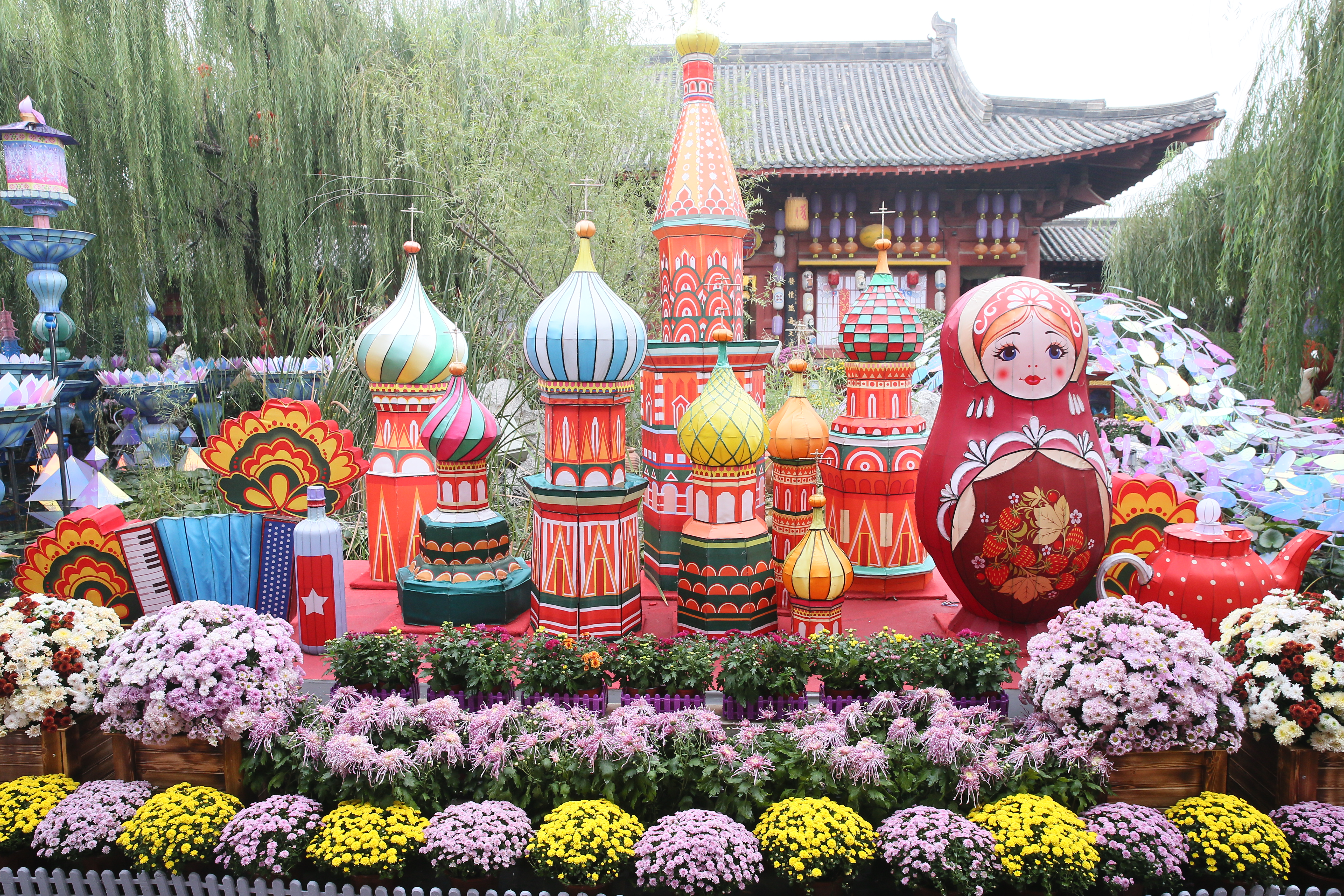 带你看开封清明上河园的菊花展,开封第41届菊花文化节清明上河园