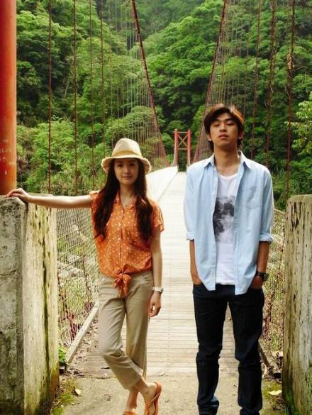 林依晨幻灭史7年嫁豪门,“童年女神”林依晨的幻灭史