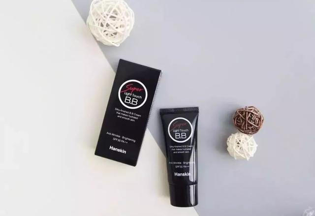 从上学用到现在的BB霜，滋润自然到你看不出我化妆了，这才是技术