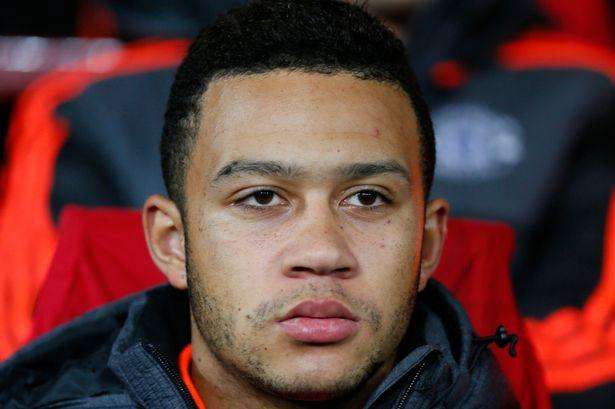 球场上抗议种族歧视活动,球场上种族歧视怎么界定