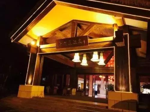 成都春节近郊温泉旅游攻略,成都卡拉卡拉漫温泉多少钱耍一天