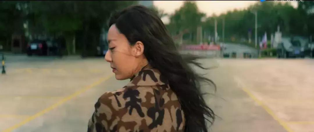 抛弃糟糠之妻的香港男星,因为丑被男人抛弃电影