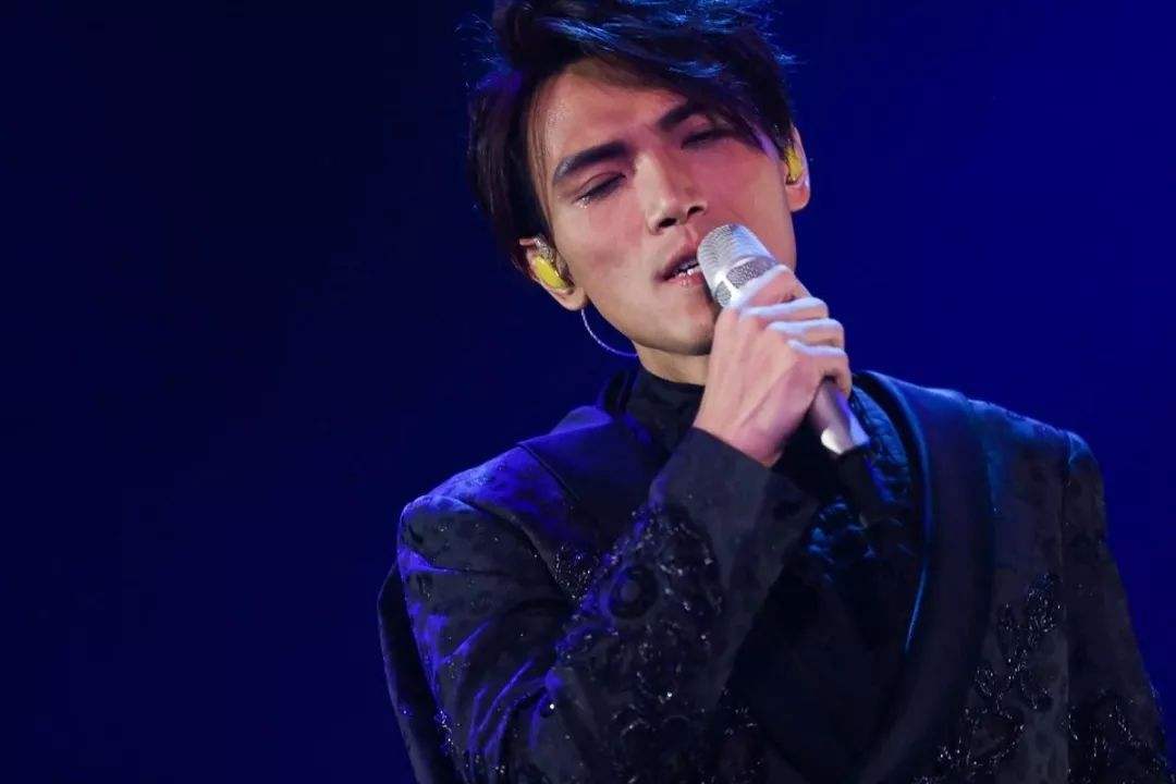 唱歌假声训练方法视频,唱歌假音怎么练习