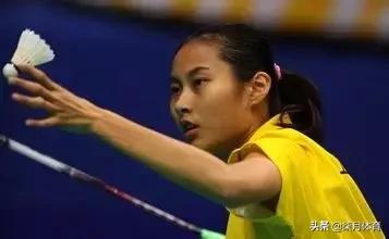 发球的平射球一定违例吗,发球没碰到球算不算违例