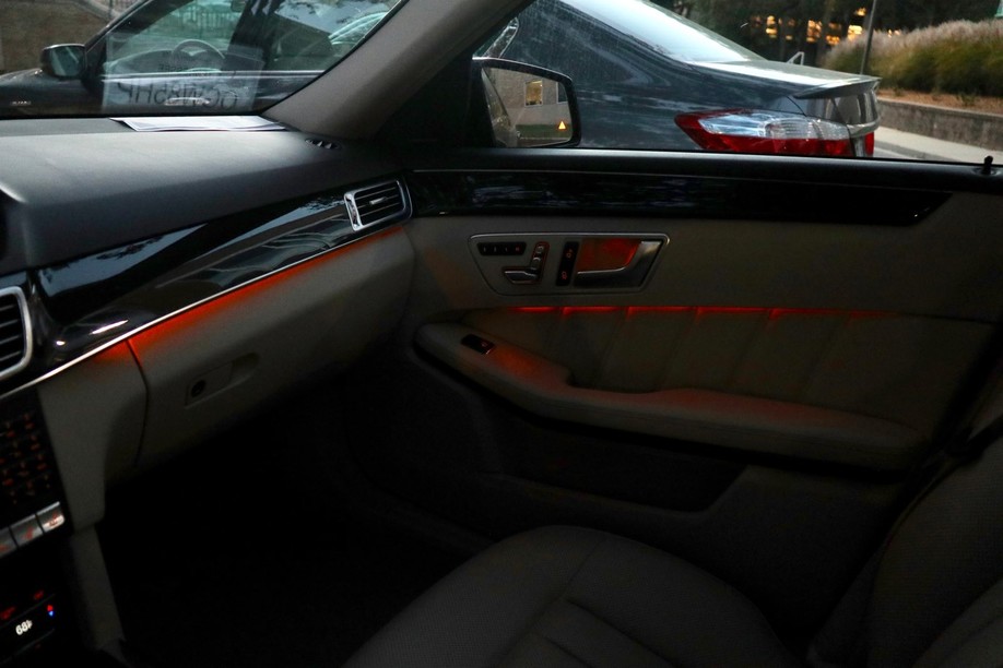 奔驰e550运动版,e550奔驰新款