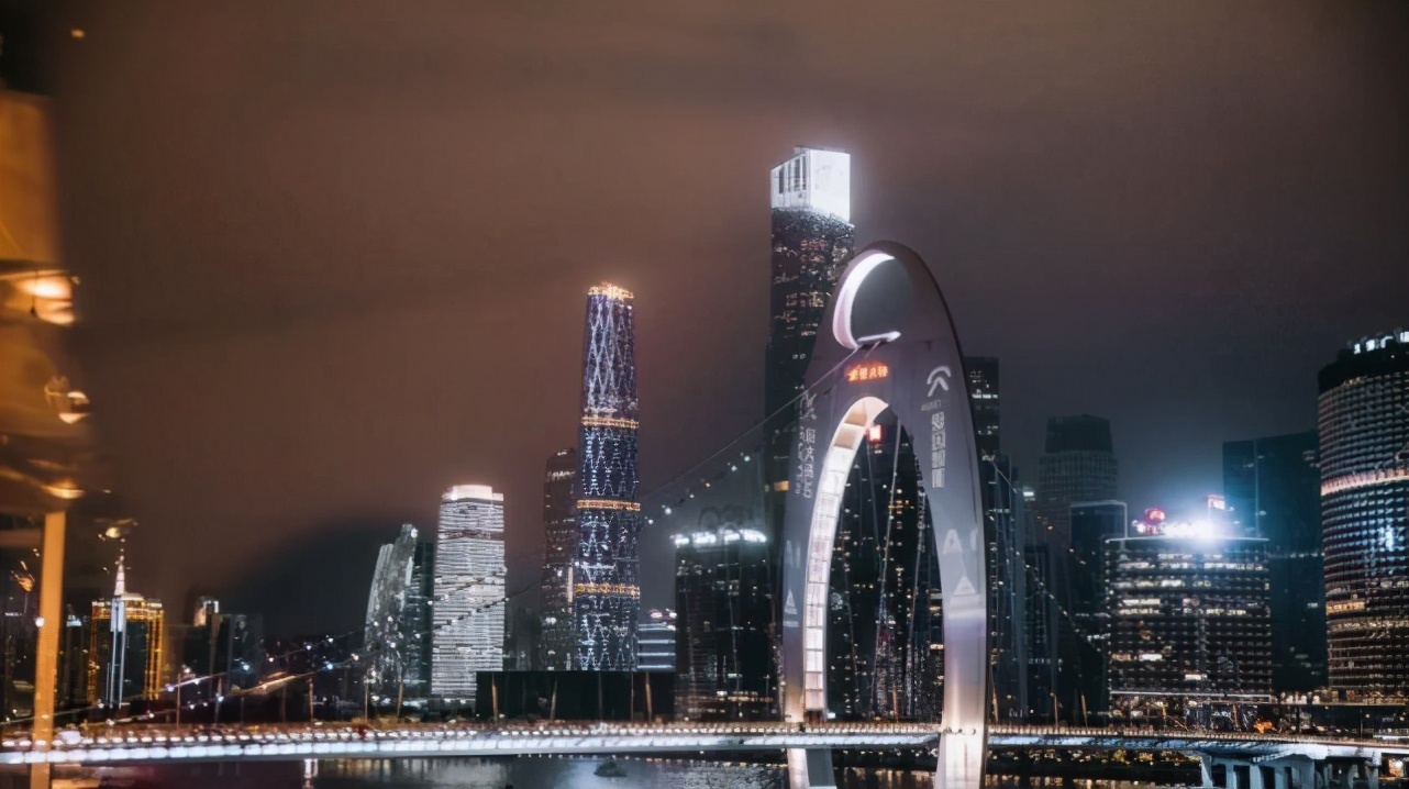 塔下江景酒家全景图,广州塔附近早茶看江景