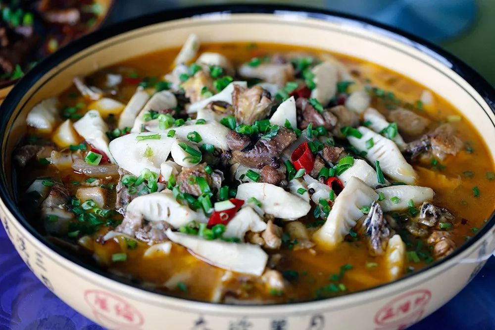 四月天山上春笋鲜,人间四月天春笋鲜