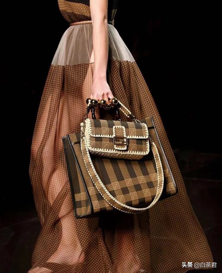 2019最热的大牌腋下包,2022最值得买的腋下包