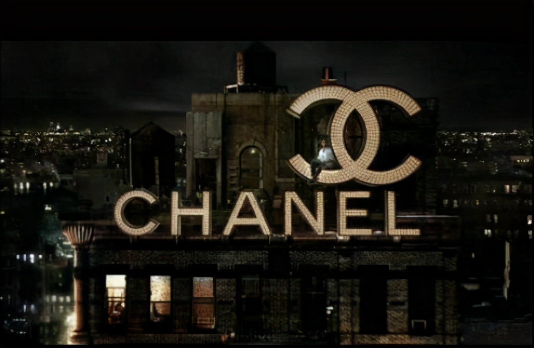 疫情期间奢侈品大幅度涨价,疫情下奢侈品行业为何销售火爆