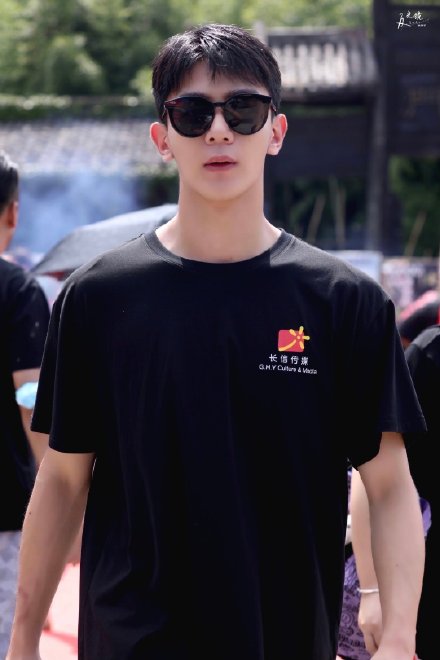 芒果新剧片单,芒果新剧张嘉译