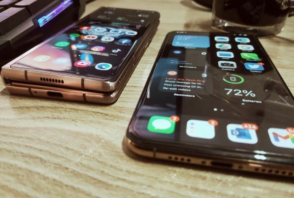 为什么iphone用三年了还会卡,iphonexs还可以使用几年