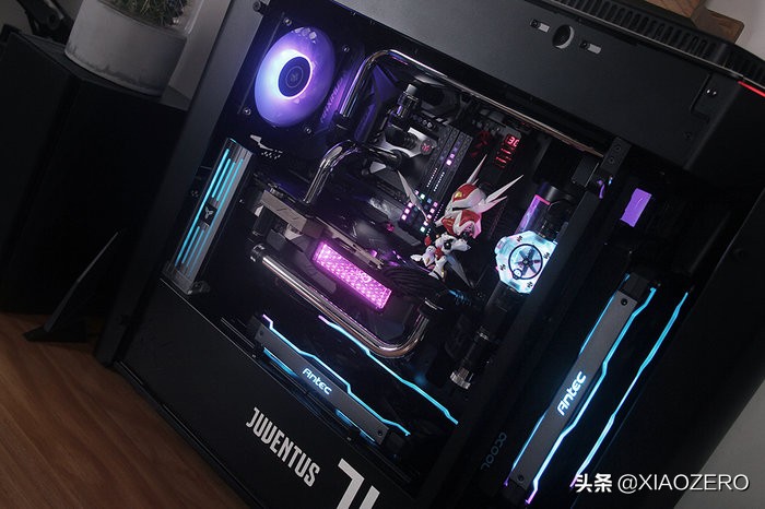 没有什么桌面几点零,折腾不止的电脑桌面好物分享