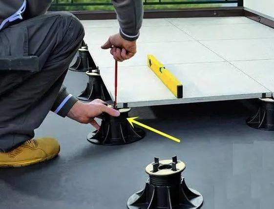 顶楼房间很热降温妙招,楼顶房间很热是不是桑拿房