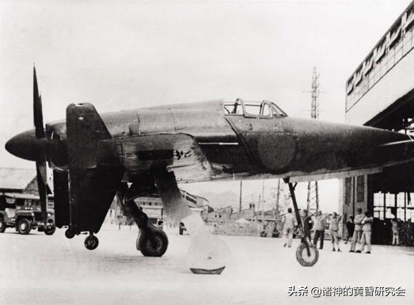 褰╃粯浜屾垬寰峰啗鍧﹀厠,褰╃粯涓殑鎴樹簤