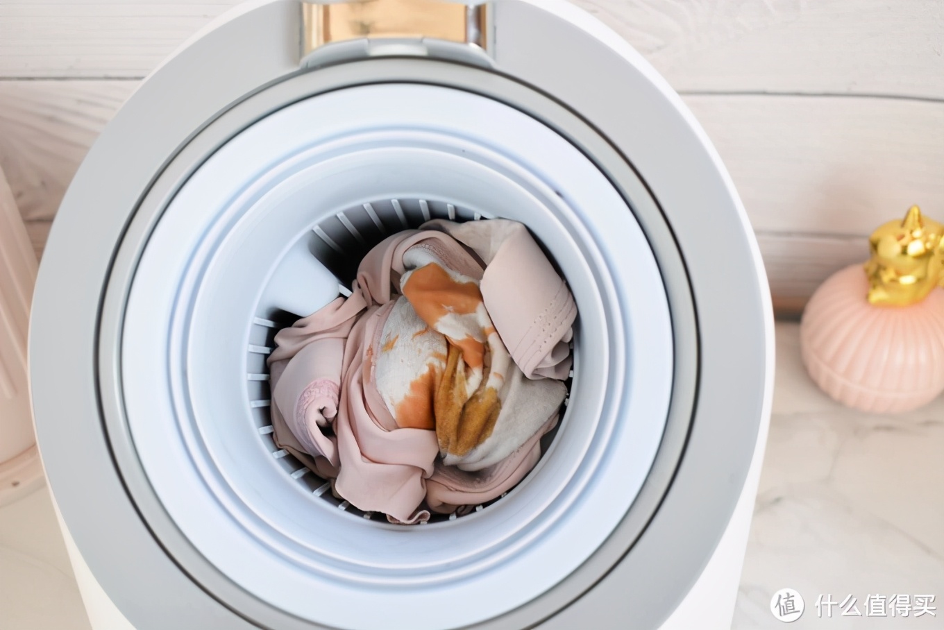 仿手搓洗、分袋洗护：觉飞内衣裤洗衣机，解决贴身衣物清洗难题