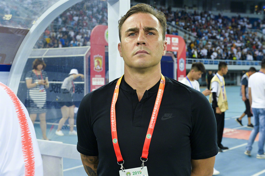 一地鸡毛高拉特,现场直播中超恒大对泰达