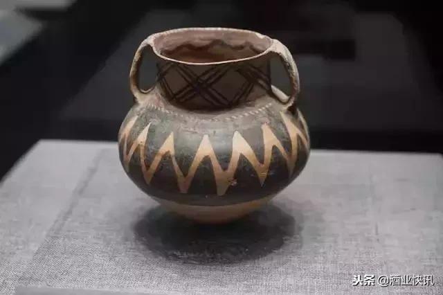 仰韶出土了大量彩陶,仰韶文化彩陶纹样书籍