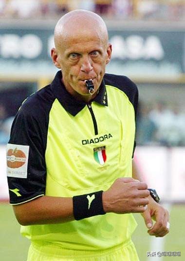 100块钱有两双的鞋子,100元买了三双鞋