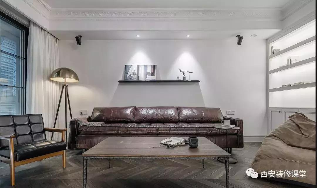 简单电视墙加柜子,沙发墙隔板