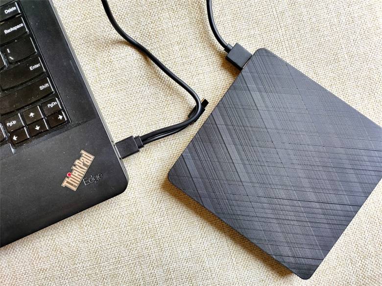 工作生活不可缺的多面手-ORICO奥睿科XD010便携外置光驱