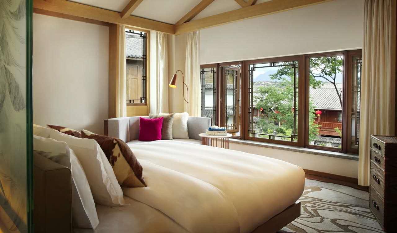 濂㈠崕閰掑簵榻愯仛涓芥睙,涓芥睙濂㈠崕閰掑簵