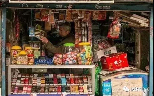 改革开放四十年后四川成都,改革开放初期的绿皮火车站