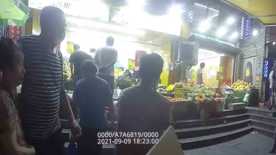 噪音扰民怎么解决警察来了不开门,噪音扰民最简单的解决办法