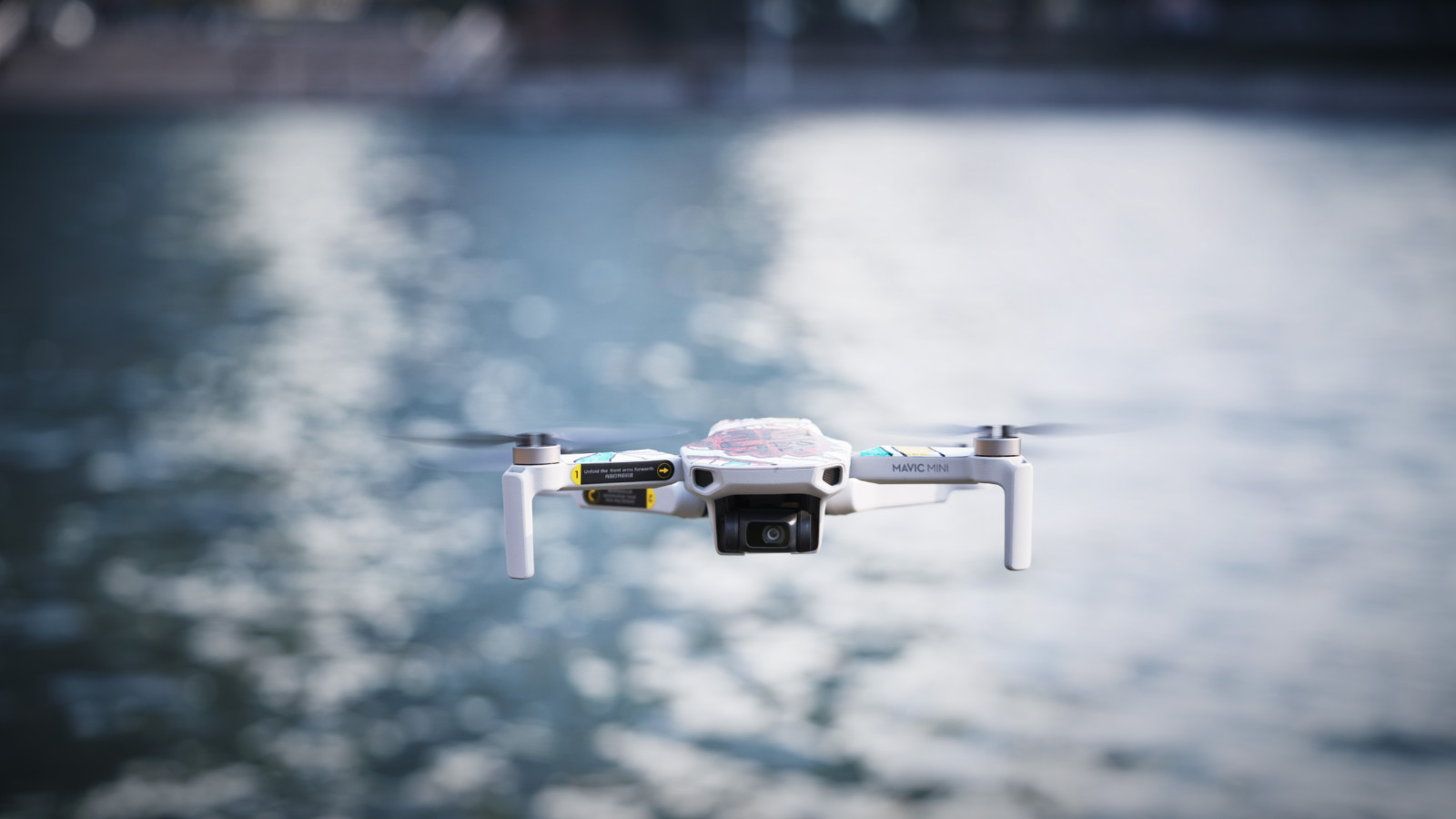 大疆，发起狠来连自己都打——两千元的无人机来袭