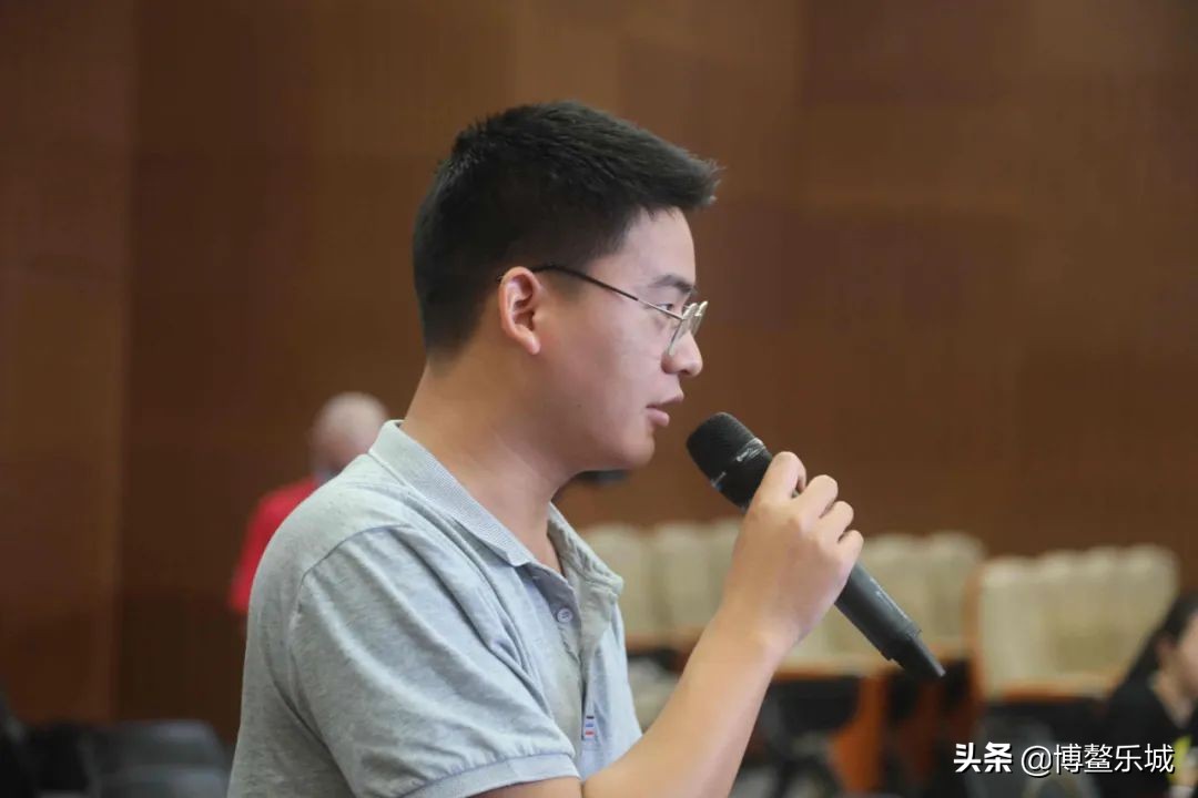 这场发布会很感人!正如一位失明58年的老人在乐城所说:“我要好好看看这个时代”!