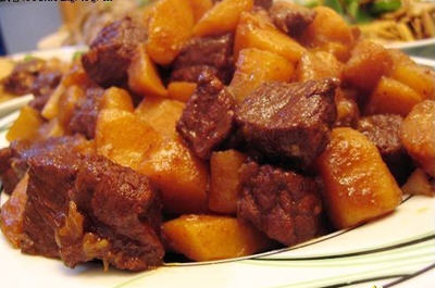 炖牛肉软烂无比的秘诀不放山楂,炖牛肉软烂入味黄焖
