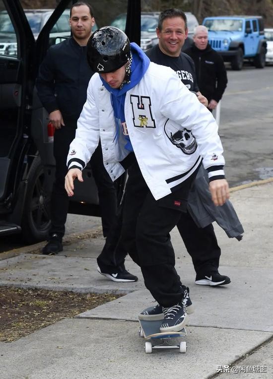 武汉医生闲鱼买鞋，满满的温暖！