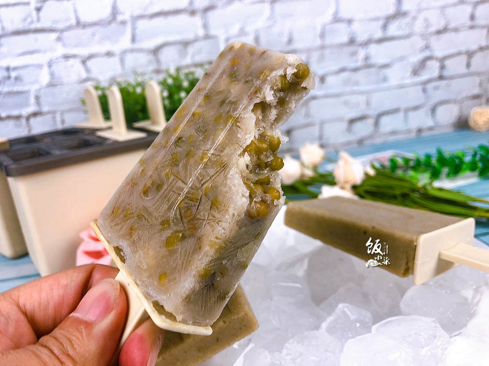 夏天喝冻绿豆汤,不用冰箱冻的绿豆汤