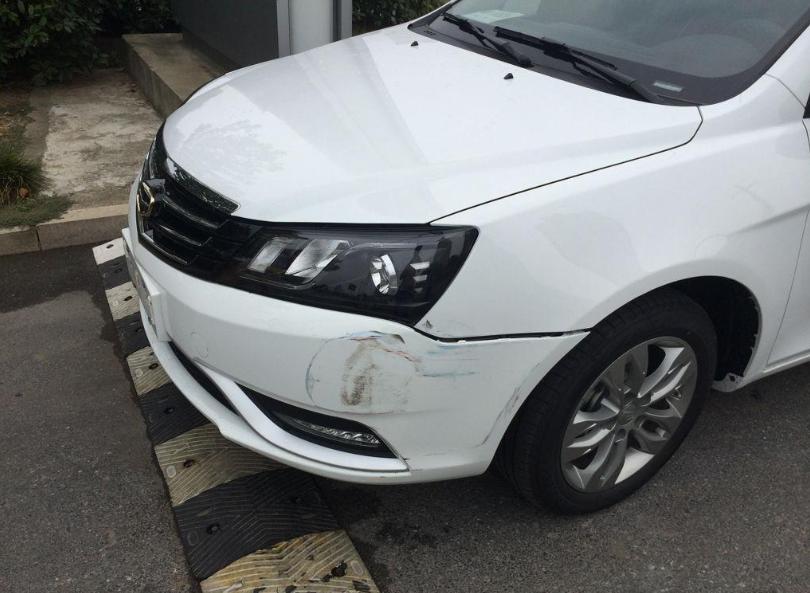 下保险杠刮蹭有必要修吗,保险杠刮蹭需要修吗