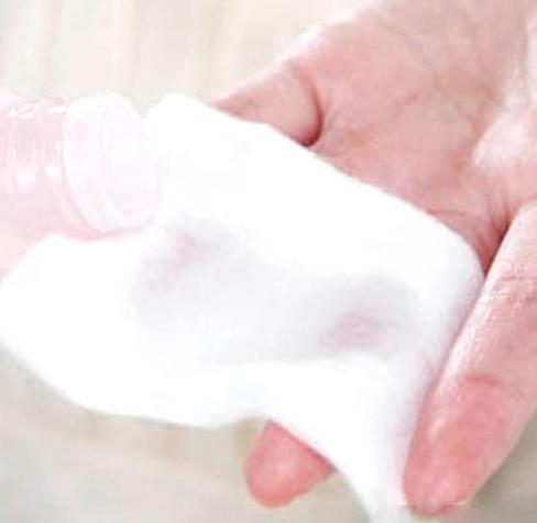 什么样的爽肤水不油腻补水效果好,什么样的爽肤水好用又清爽