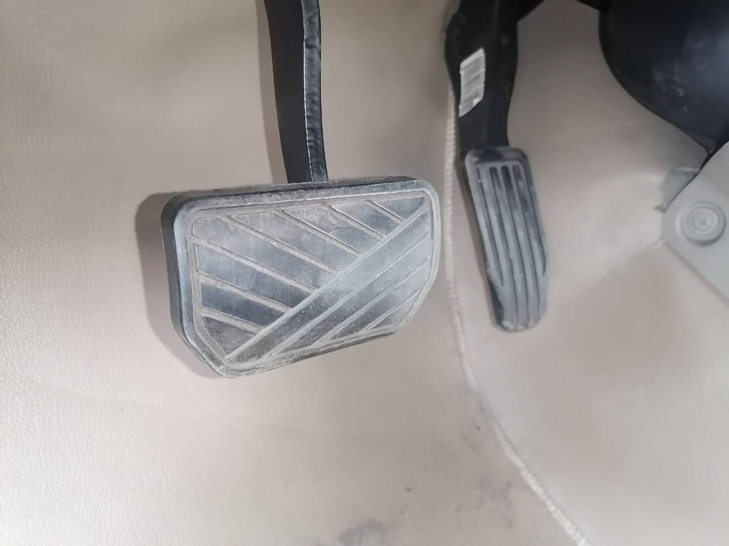 吉利帝豪做工质量怎么样,吉利帝豪做工用料怎么样