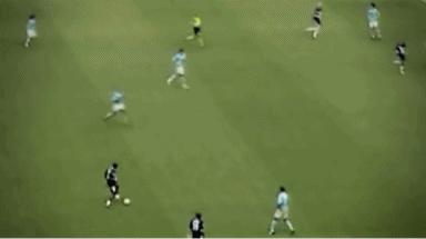 足坛十大大师,足坛上的艺术家