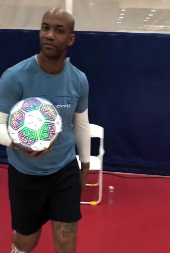 马布里妙传转身,马布里神级表演