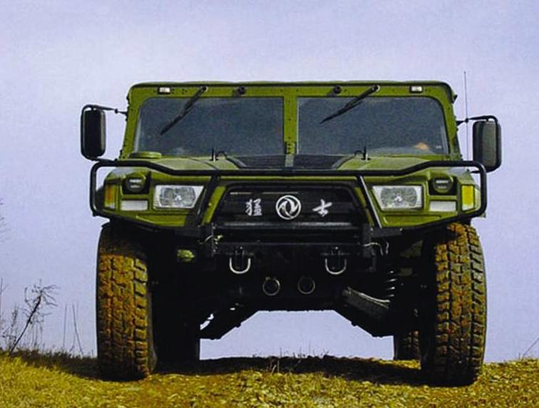 军队款式的吉普车,部队新式军车