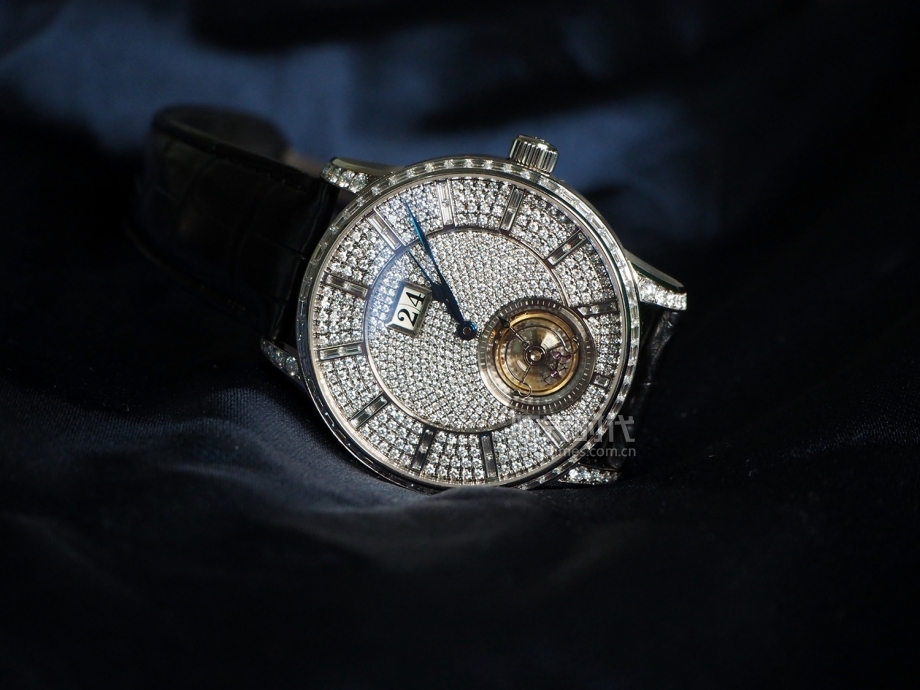 钻表适合平时佩戴吗,七位数的钻戒